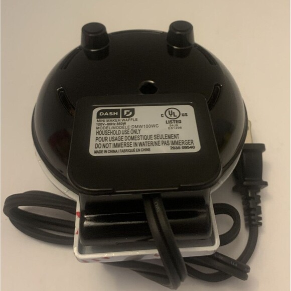 Dash Mini Snowflake Waffle Maker White Peppermint Candy Cane 4" Non Stick - Picture 7 of 10